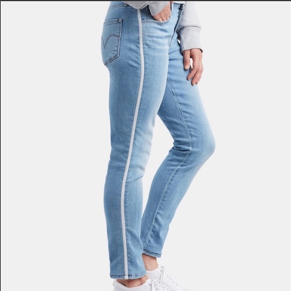 Levi's Denim - Levi’s Mid Rise Skinny Silver Strip Jeans Size 31